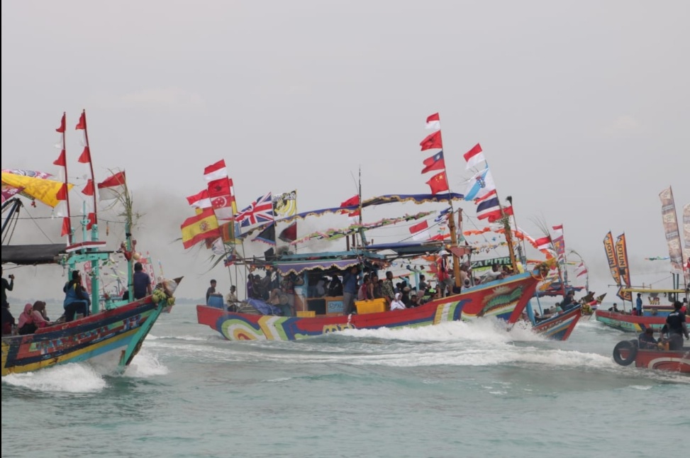 Gelar Sedekah Laut Nelayan Harap Dijauhkan Dari Musibah